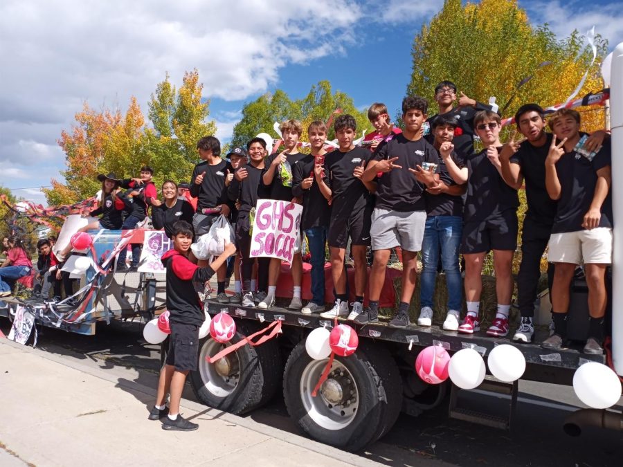 GHS Homecoming Parade Brings Community Together